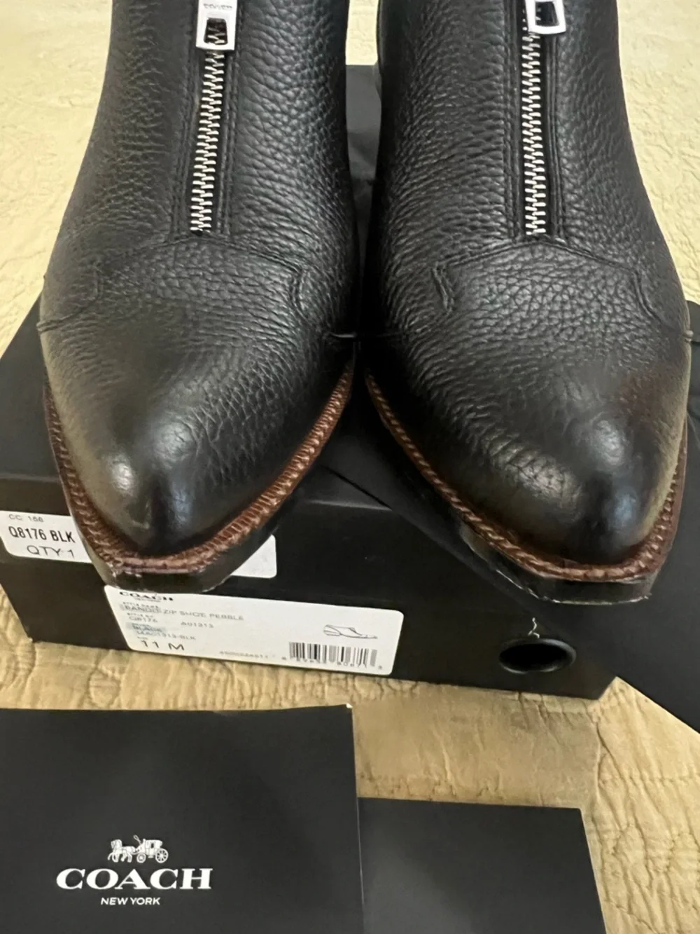 Coach womens cowboy Black booties in Pebbled Leather Front-Zip worn only 1 time - Picture 4 of 8